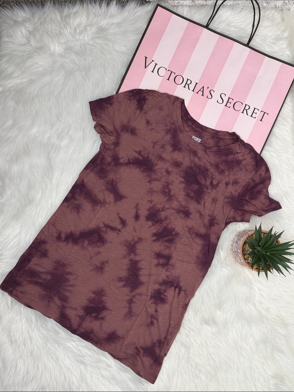 ⭐️2/$20⭐️ PINK EVERYDAY tee plum tie dye print Extra Small XS